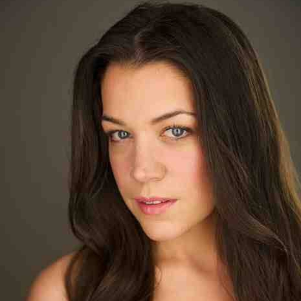 Meet your Posher, Maeve